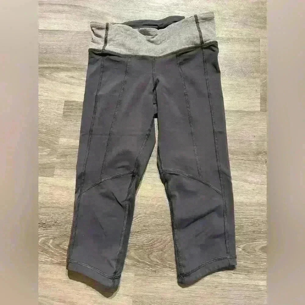 1. Lululemon Race With Grace Gray Soot Light Running Crop Tight Leggings Pants 4